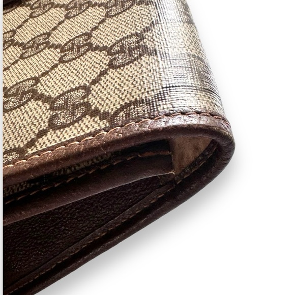 Gucci Clutch - Picture 8 of 17